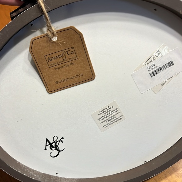 Adams & Co “Let it snow” wooden sign - NWT - Picture 4 of 5